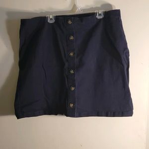 F21+ navy buttoned mini skirt 2x